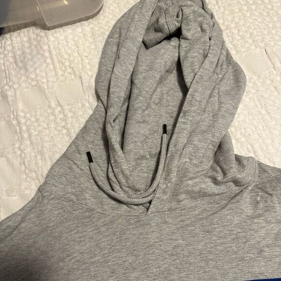 Gap EUC Hoody Shirts Size Large - Picture 2 of 3